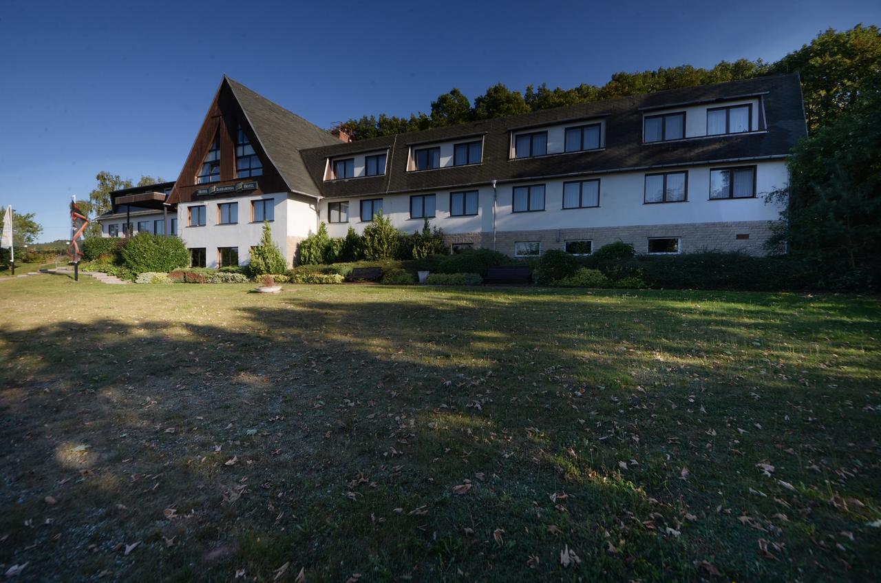 Land-Gut-Hotel Barbarossa Келбра Екстериор снимка