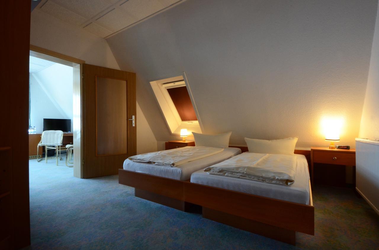 Land-Gut-Hotel Barbarossa Келбра Екстериор снимка