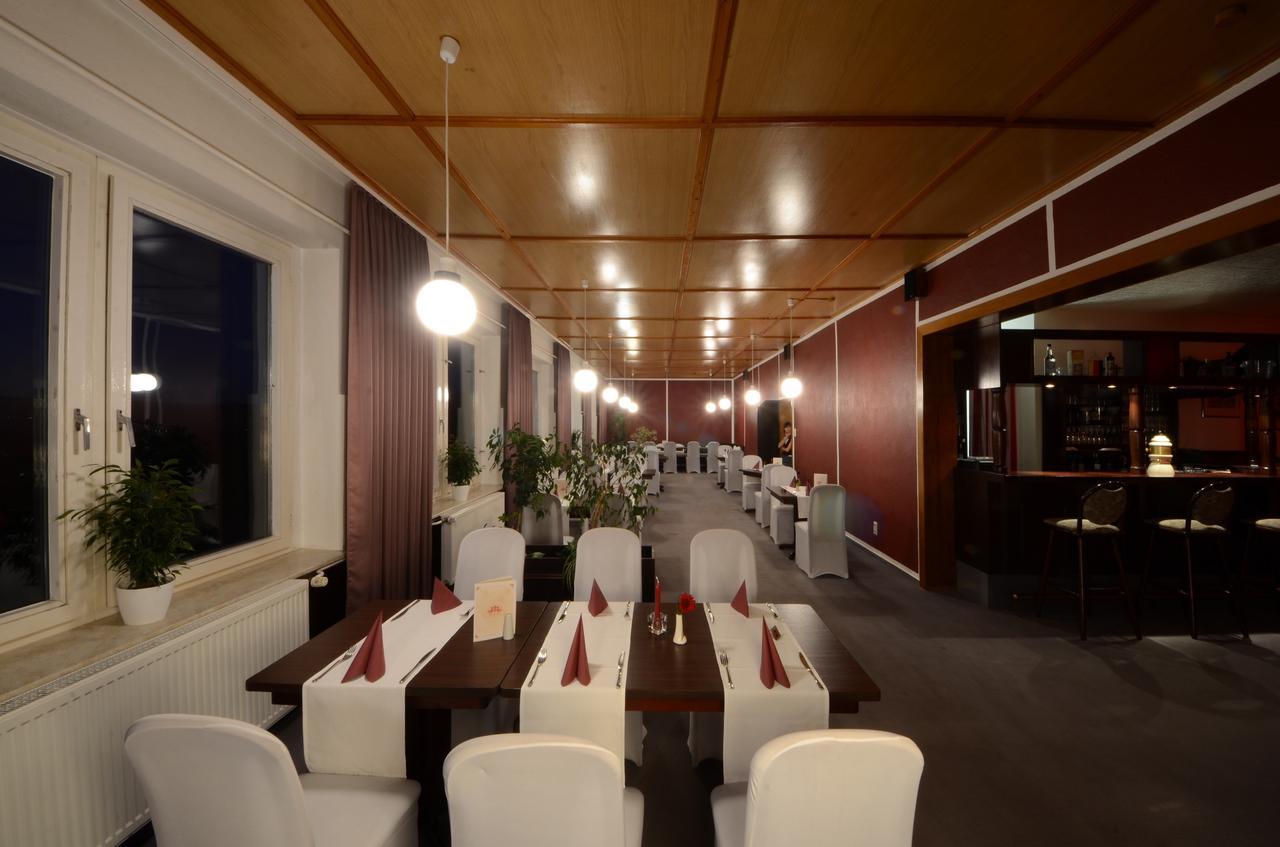 Land-Gut-Hotel Barbarossa Келбра Екстериор снимка
